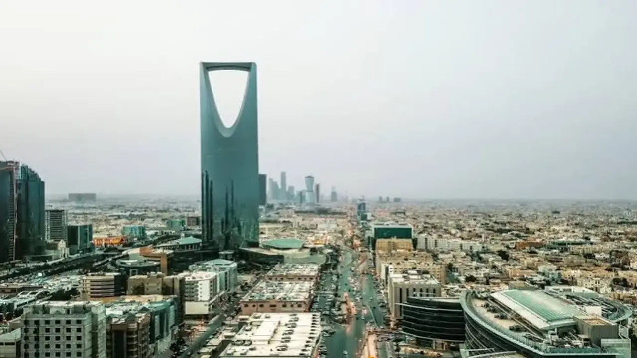 رسوم تصل إلى 5% على المباني غير المشغولة ضمن قرار عقاري مرتقب اليوم